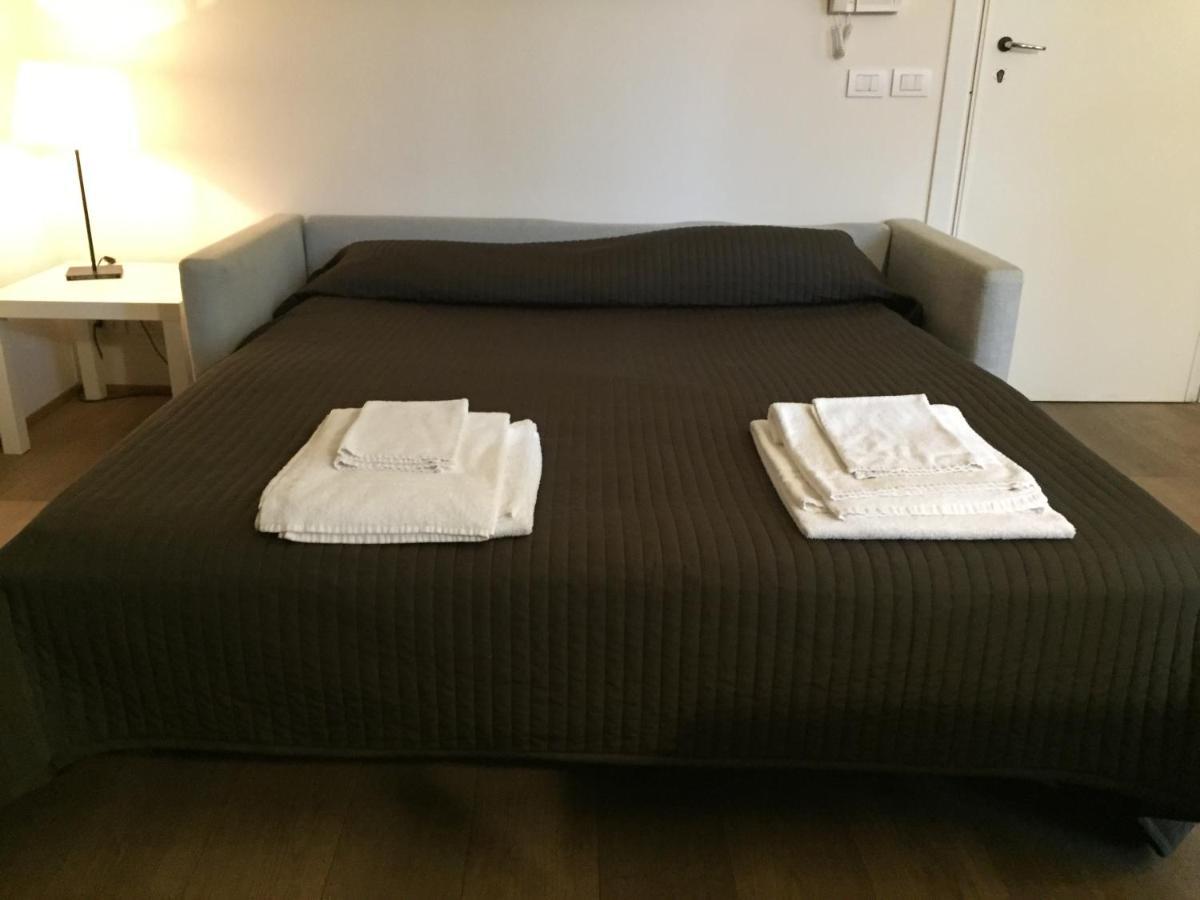 切卡里尼套房公寓式酒店 里乔内 外观 照片